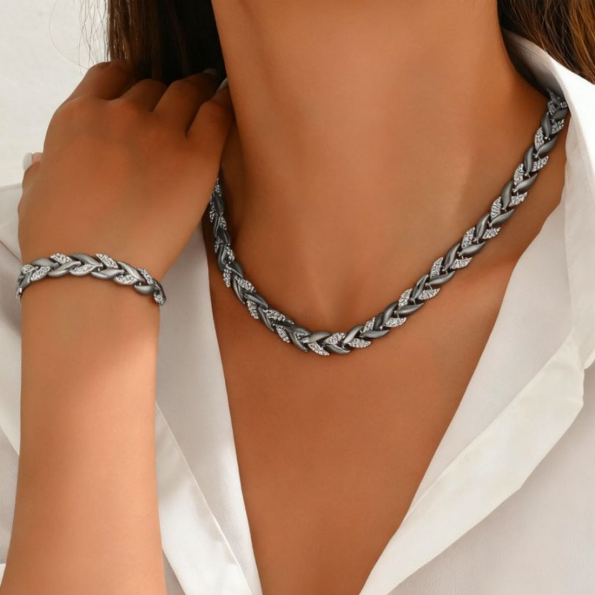 Élégance Diamond-Link Necklace & Bracelet Set